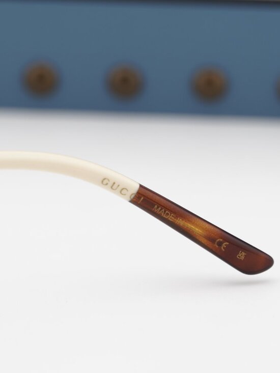 Gucci GG0684O 001 Round Eyeglasses - Shiny Gold 51mm main image 8